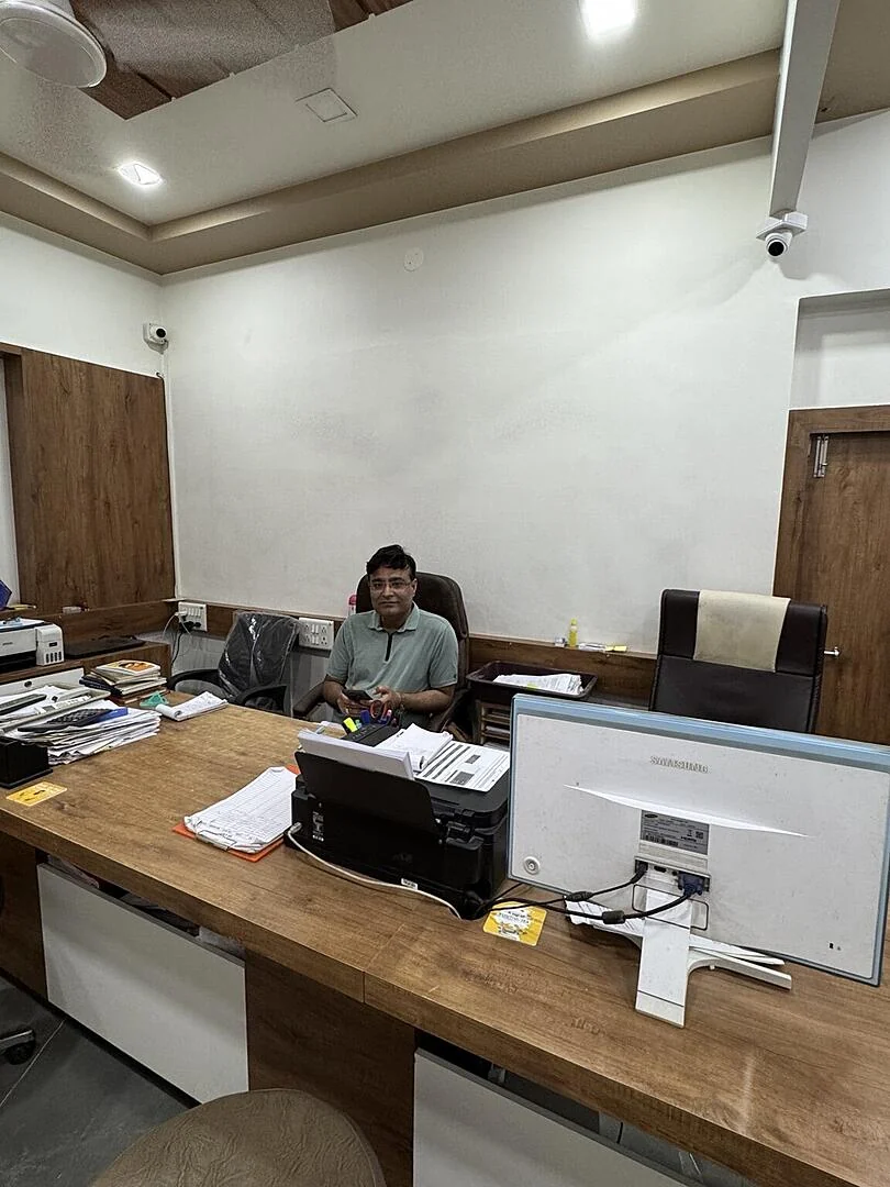 Chirag Auto Advisors office reception